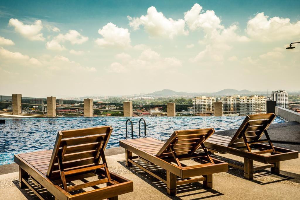 Imperio Residence Melaka - Lovely Classic Studio For Couple Stay With Wifi Екстериор снимка